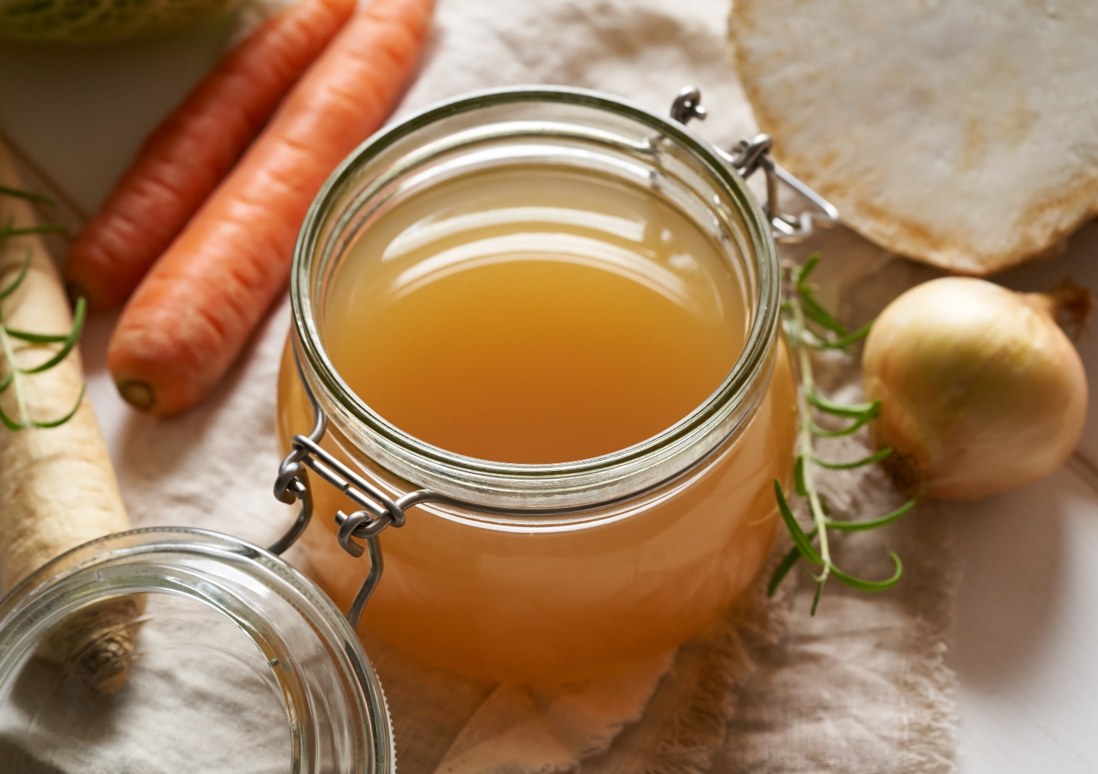 Broth and Beyond:The Role of Bone Broth for Eczema Recovery & ASD