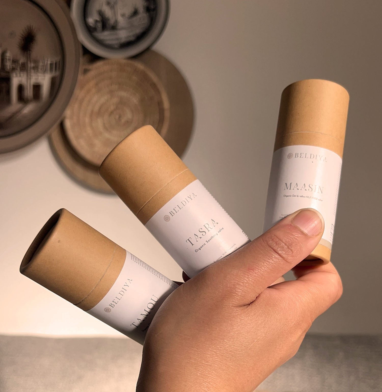 مرهم تامو العضوي لإنقاذ الأكزيما